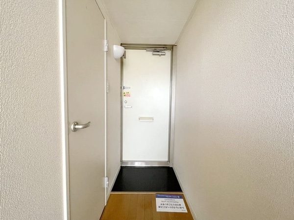 玄関(玄関)