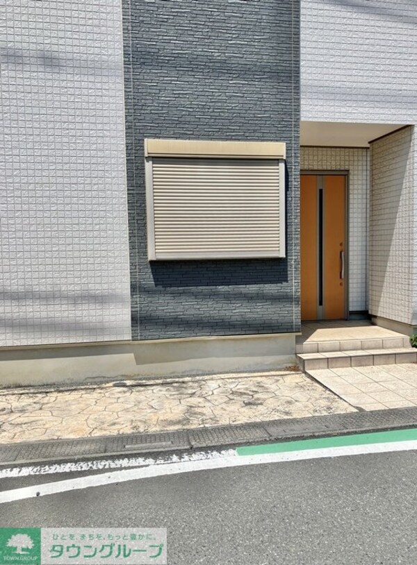 エントランス(庭)