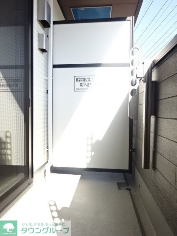 バルコニー(同会社施工パースイメージ　現状優先)