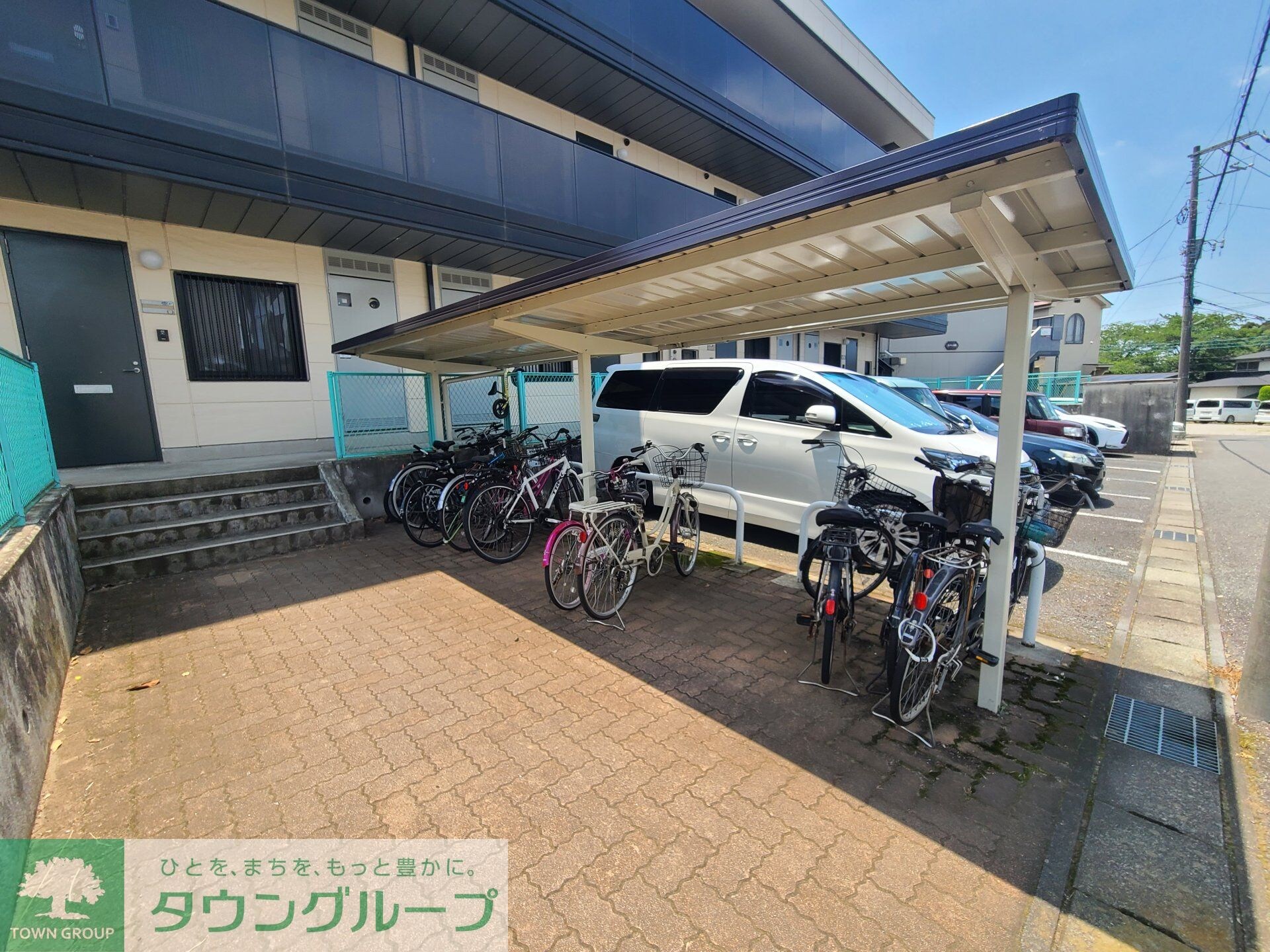 物件内観写真15　(駐車場)