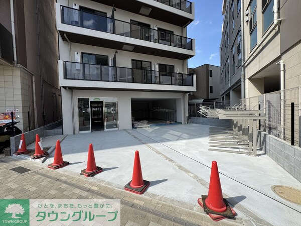 駐車場(駐車場)