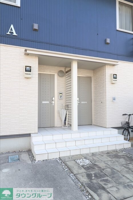 物件内観写真14　(エントランス)