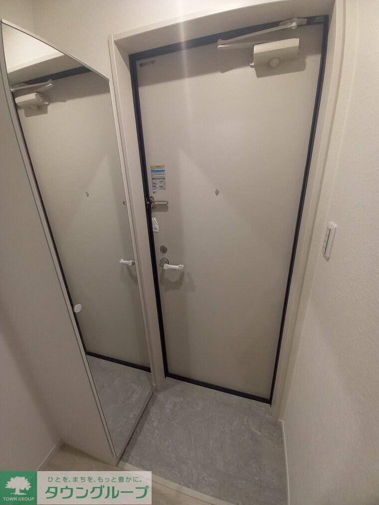 物件内観写真23　(玄関)