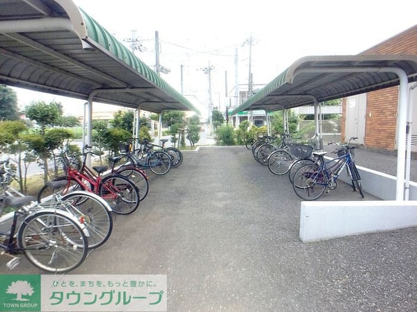 駐車場(駐輪場)