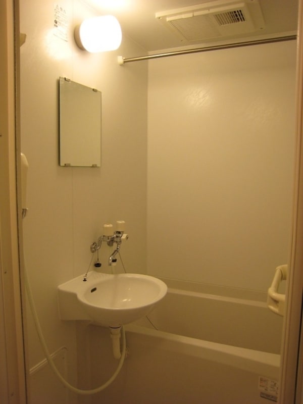 バス／シャワールーム等