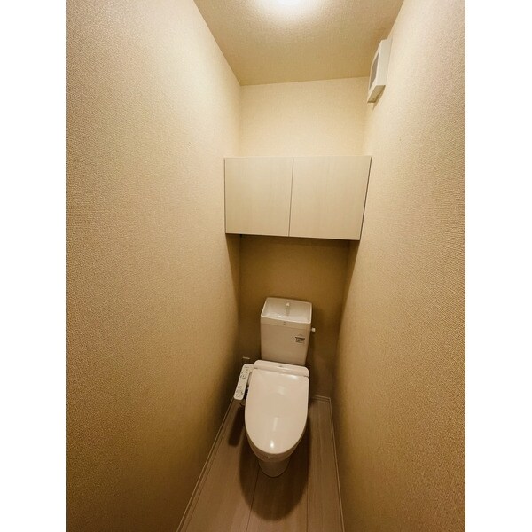 トイレ(トイレ)