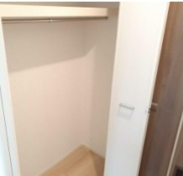 収納(同施工会社同タイプ建物参考写真です)