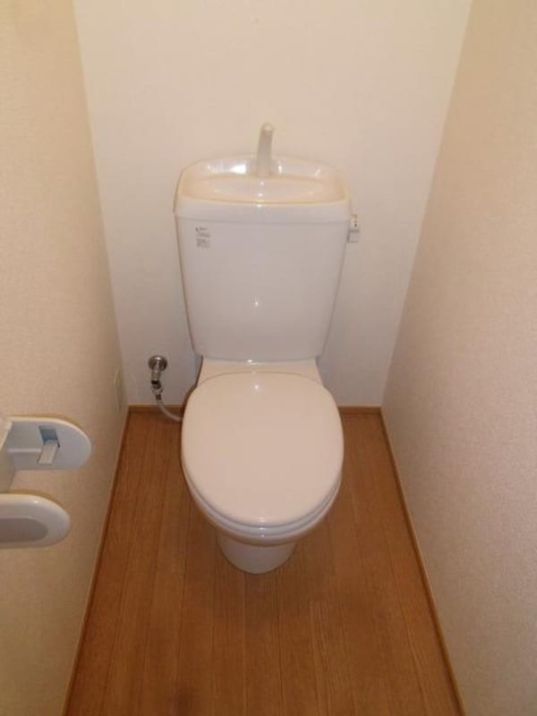 トイレ(トイレ)