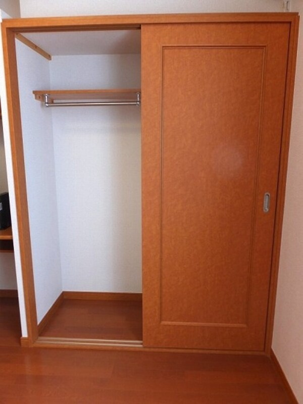収納(荷物がたっぷり入るクローゼットです！)