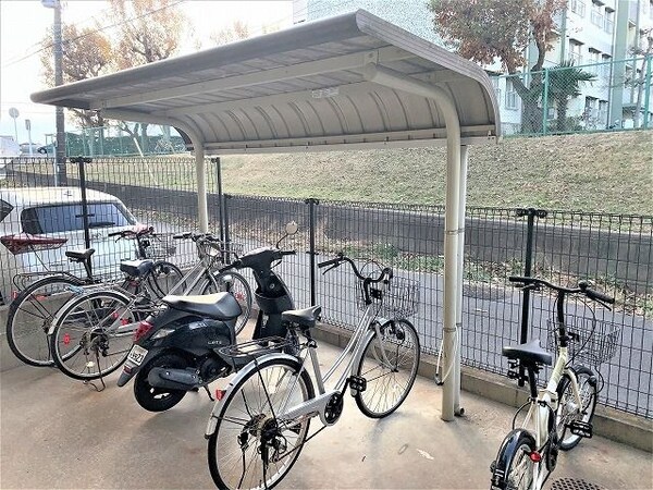 その他(駐輪場完備)