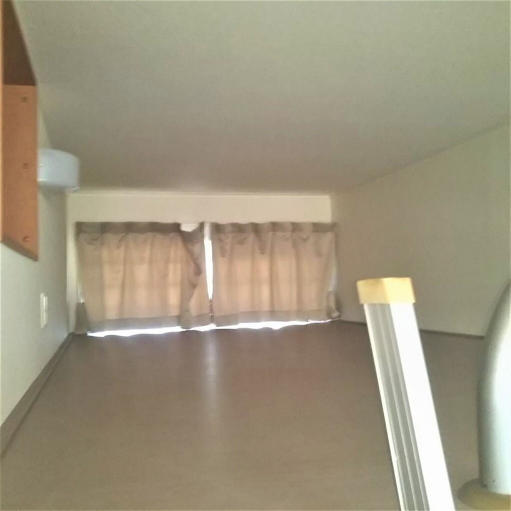 物件内観写真15　(広めのロフトなので、収納力抜群！)