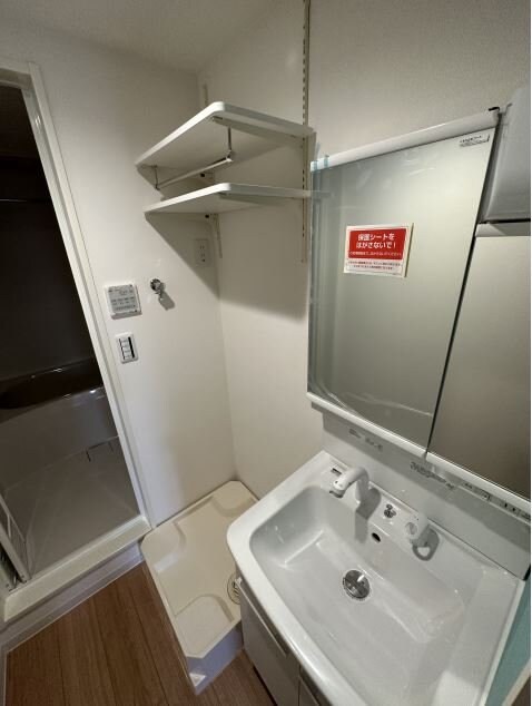 物件内観写真5　(洗面)
