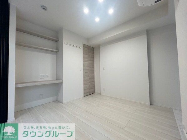 寝室(お問合せは【タウンハウジング】まで！※現地待合わせ相談可！)