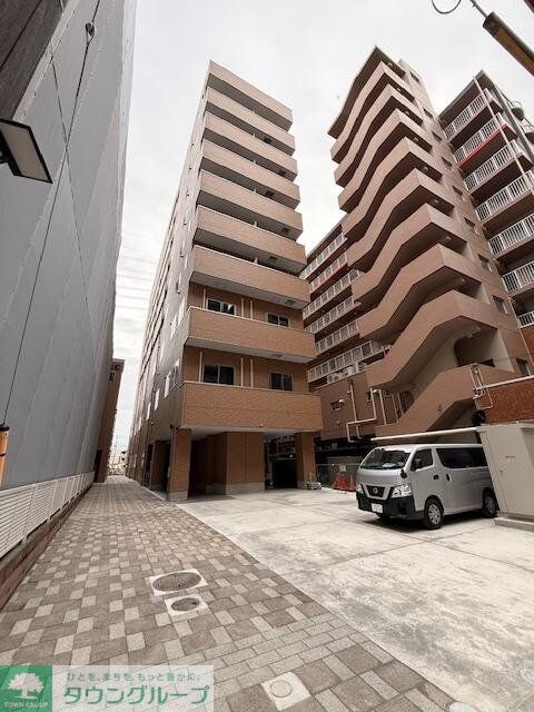 物件内観写真3　(駐車場)