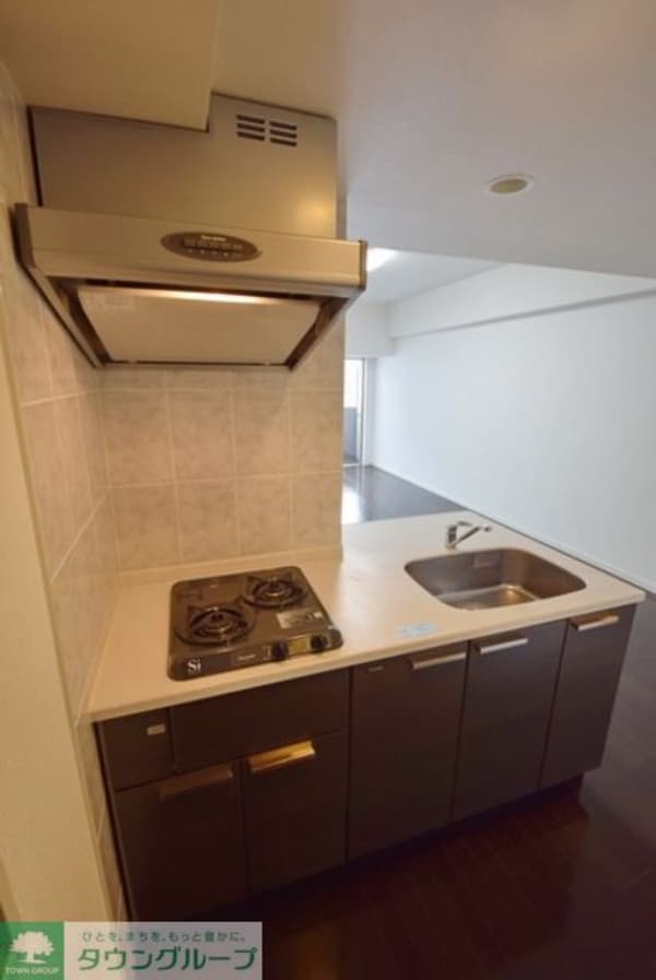 キッチン(2コンロ設置済み人気のカウンターキッチン)