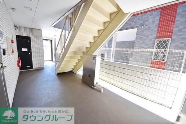 ロビー(現地待ち合わせ歓迎♪お問合せはタウンハウジングまで！)