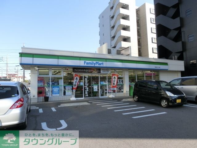 ファミリーマート千葉本町二丁目店