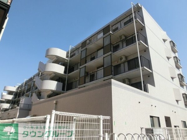 外観(玄関側から見た外観です)