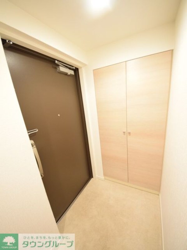 玄関(お問合せはタウンハウジングまで！※現地待合わせ相談可能)