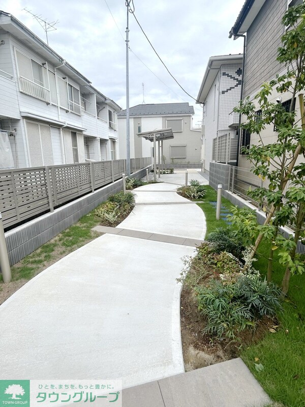 エントランス(庭)