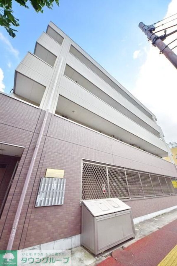 外観(綺麗な鉄骨マンション)