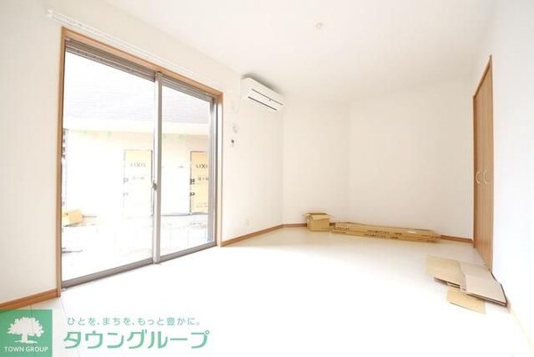 その他室内・内装(日当たり良好な明るいお部屋)