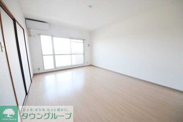 リビング・居室(※別部屋参考写真)