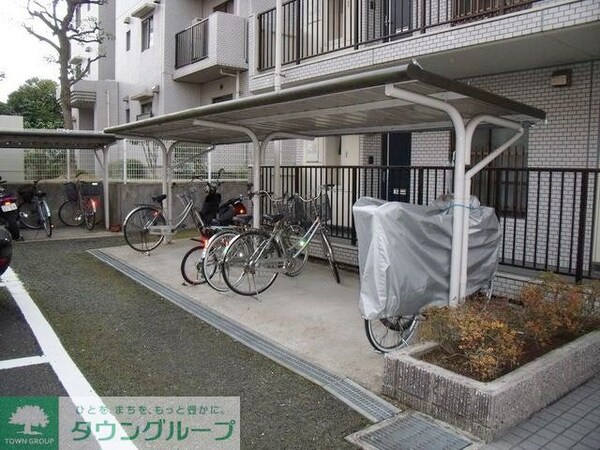 共有部分(屋根付き駐輪場)