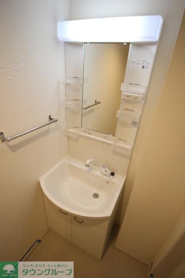 洗面(シャンプードレッサー完備)