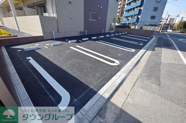 駐車場(お問合せはタウンハウジングまで！※現地待合わせ相談可能)