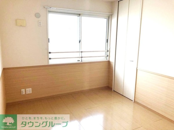 子供部屋(お問合せはタウンハウジングまで！※現地待合わせ相談可能)
