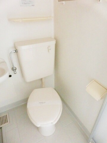 物件内観写真12　(トイレ)