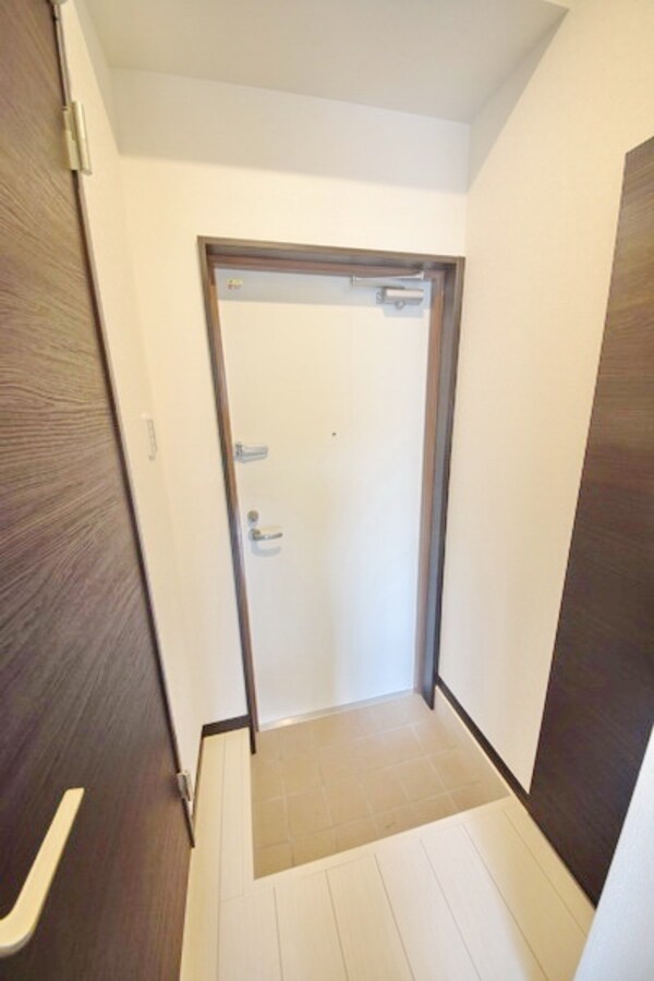 玄関(お問合せはタウンハウジングまで！※現地待合わせ相談可能)