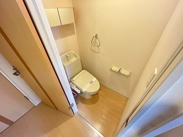 トイレ(お部屋探しはタウンハウジング蘇我店にお任せ下さい♪)