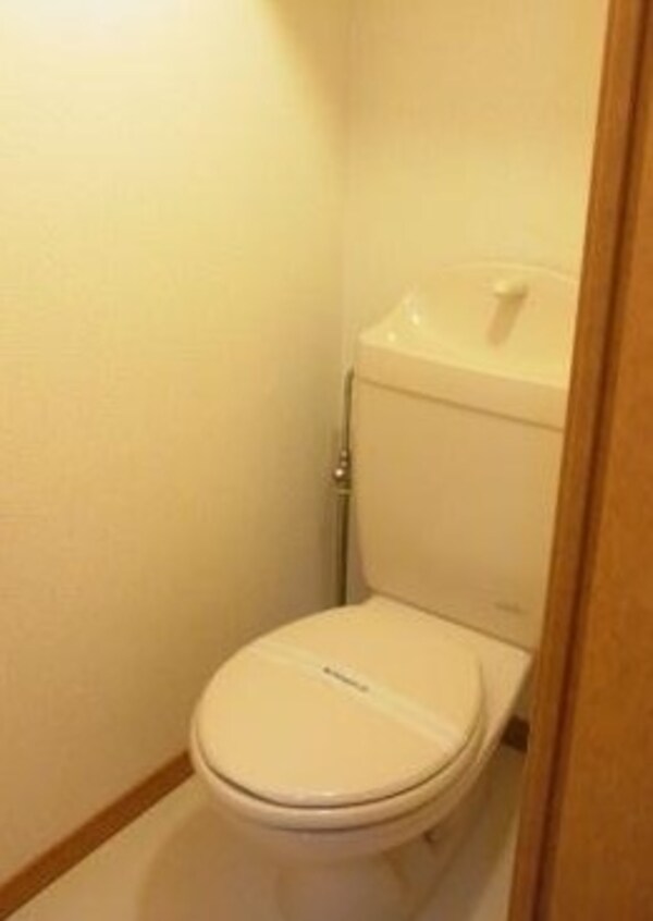 トイレ(綺麗なトイレです)