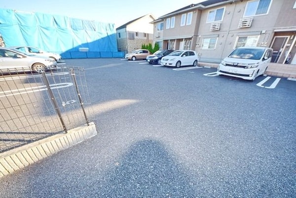 駐車場(お問合せはタウンハウジング蘇我店まで！※現地待合わせ相談可能)