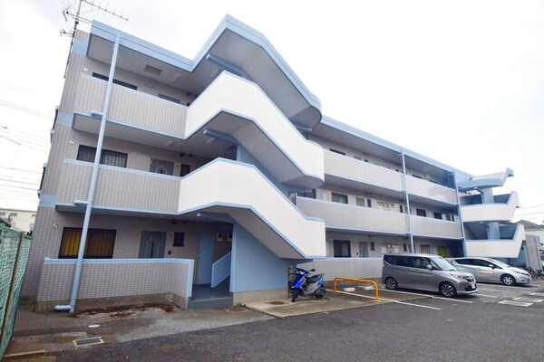 外観(現地待ち合わせ歓迎♪お問合せはタウンハウジング蘇我店まで！)