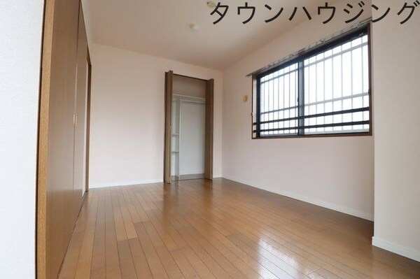 寝室(お問合せはタウンハウジングまで！※現地待合わせ相談可能)