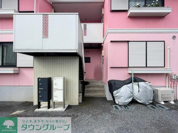 エントランス(お問合せは【タウンハウジング】まで！※現地待合わせ相談可！)