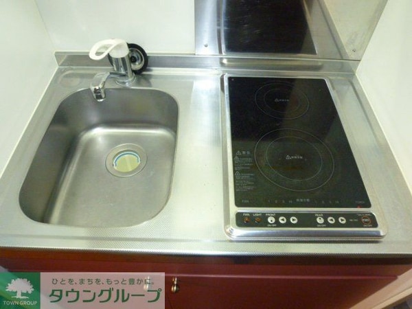キッチン(２口タイプのラジエントヒーター)