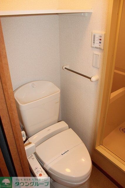 物件内観写真5　(温水洗浄便座付き)