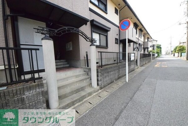 エントランス(エントランス)