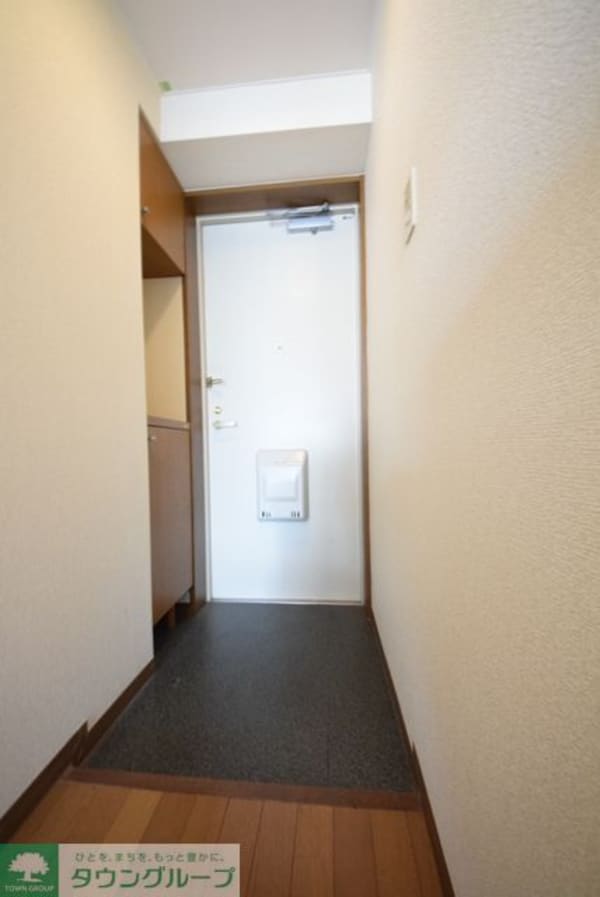 玄関(現地待ち合わせ歓迎♪お問合せはタウンハウジング千葉店まで！)
