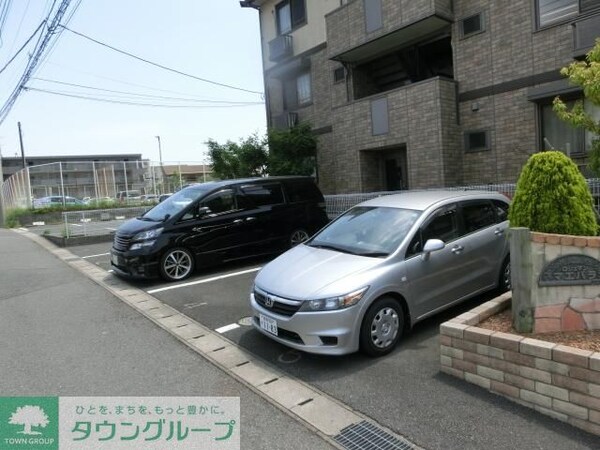 駐車場(お問合せは【タウンハウジング】まで！※現地待合わせ相談可！)