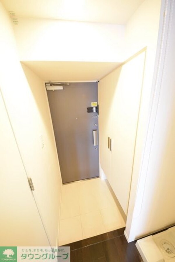 玄関(お部屋探しは【タウンハウジング千葉店】にお任せ下さい♪)