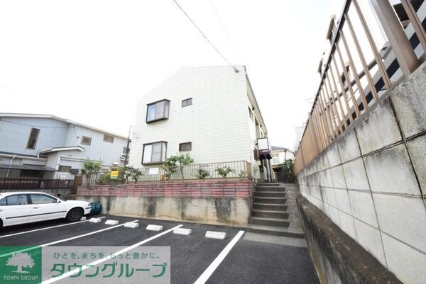 外観(閑静な住宅街)