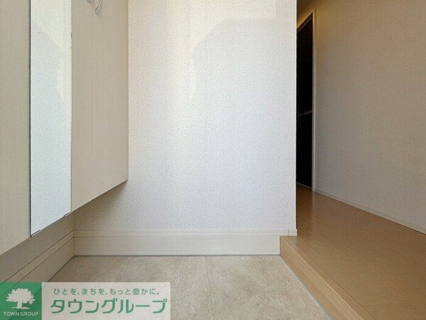 玄関(お問合せは【タウンハウジング】まで！※現地待合わせ相談可！)