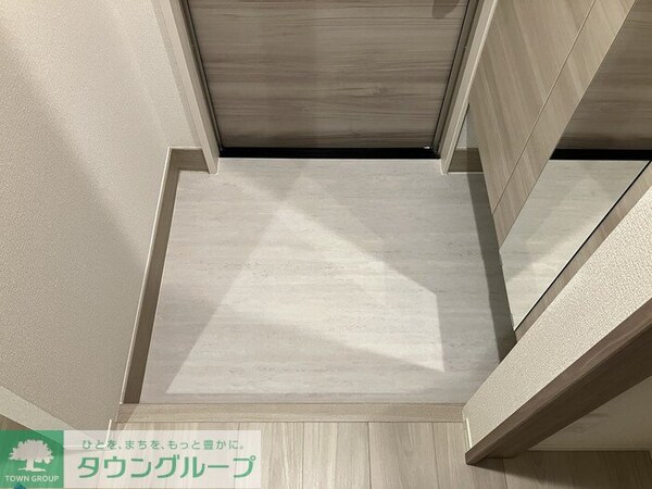 玄関(お問合せはタウンハウジングまで！※現地待合わせ相談可能)