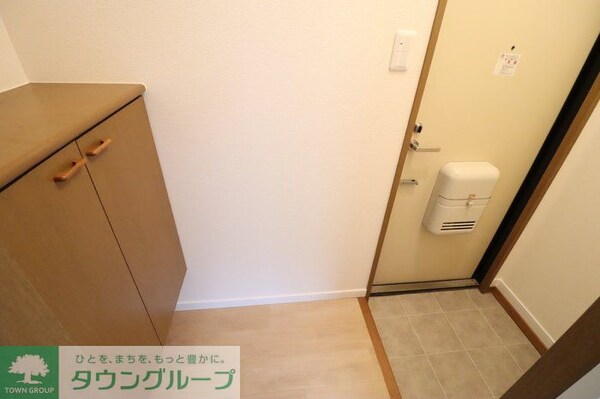 玄関(お問合せは【タウンハウジング】まで！※現地待合わせ相談可！)