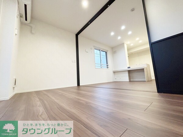 寝室(お問合せは【タウンハウジング】まで！※現地待合わせ相談可！)